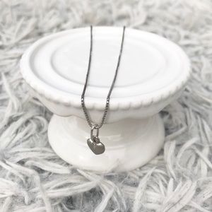 14kt Delicate Heart Necklace